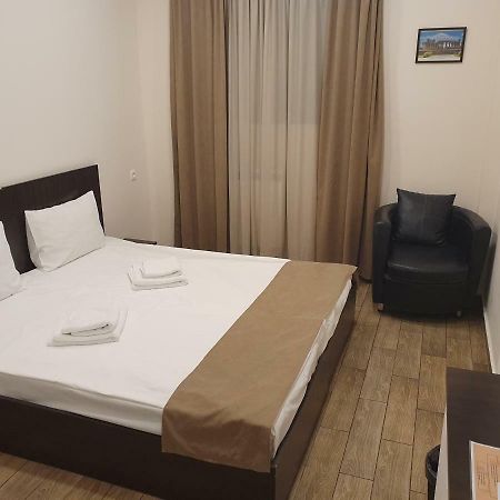 5 Rooms Mini-Hotel & Tours Yerevan Ngoại thất bức ảnh