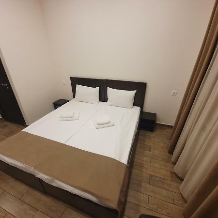 5 Rooms Mini-Hotel & Tours Yerevan Ngoại thất bức ảnh